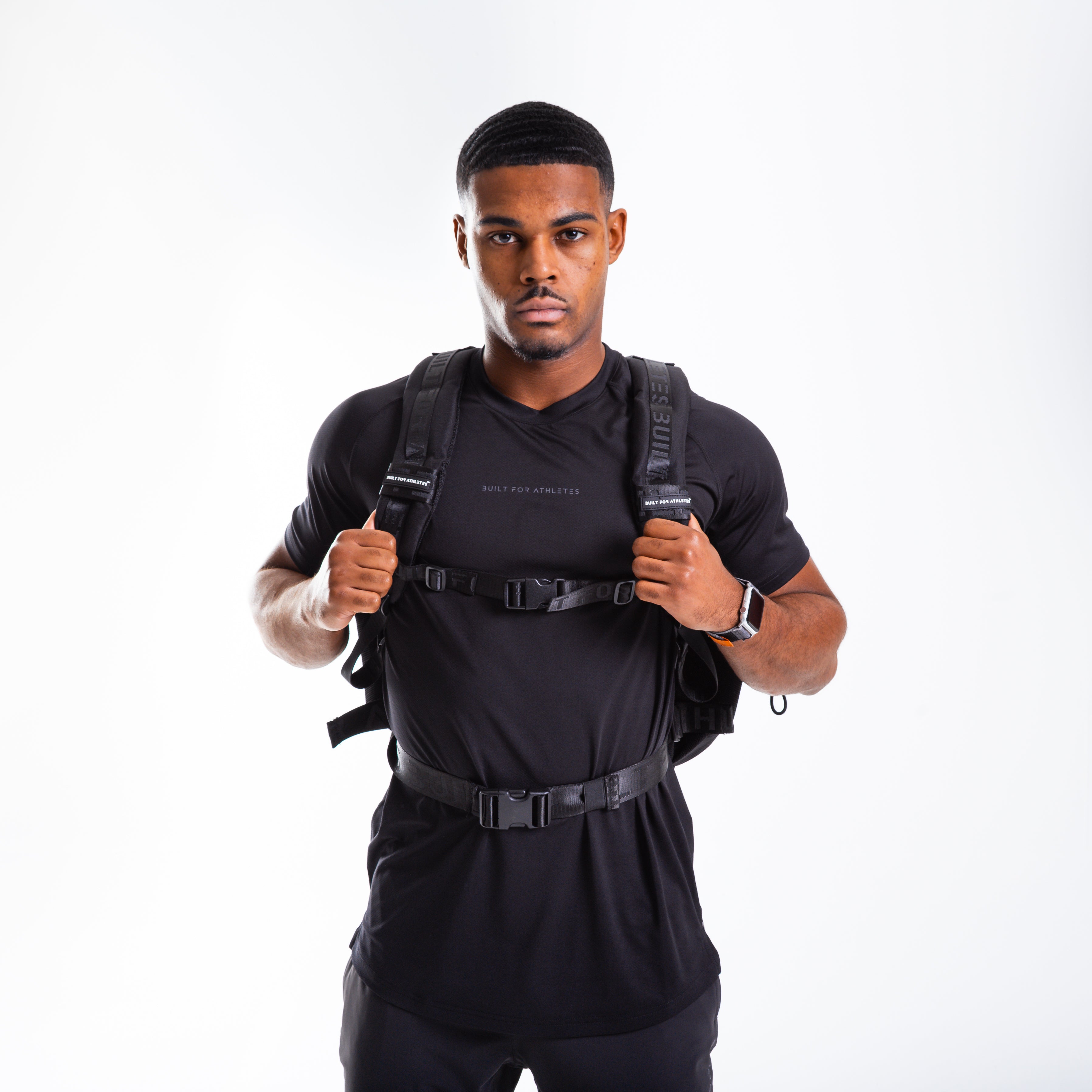 Großer schwarzer Fitnessstudio-Rucksack