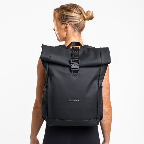 Schwarzer Roll-Top-Rucksack
