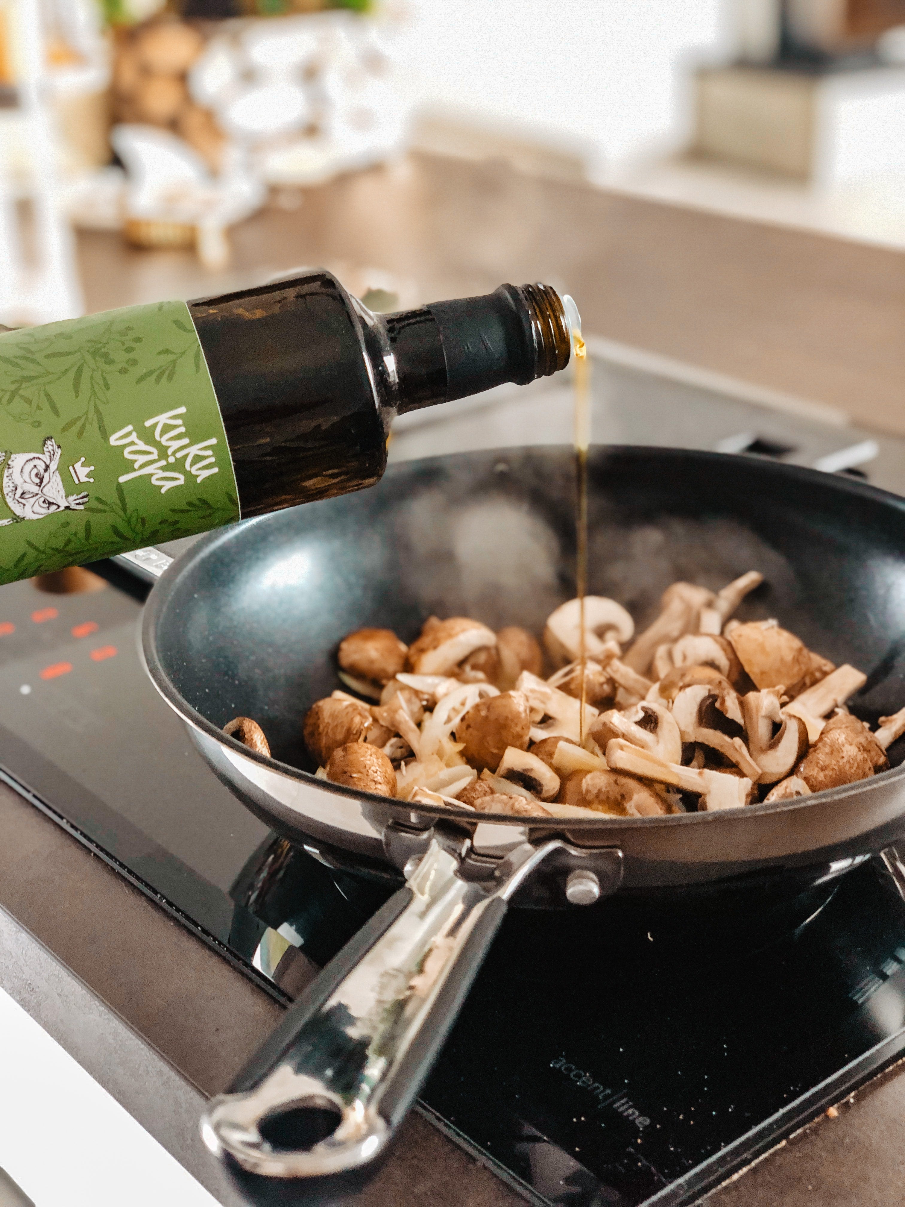 The Healthiest Cooking Oils To Boost Your Micronutrients