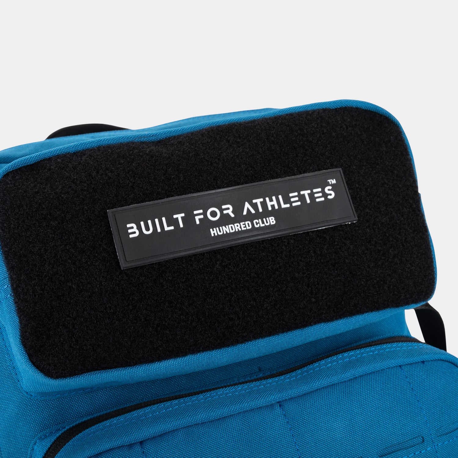 Hundred Club Pastellblauer 45L-Rucksack