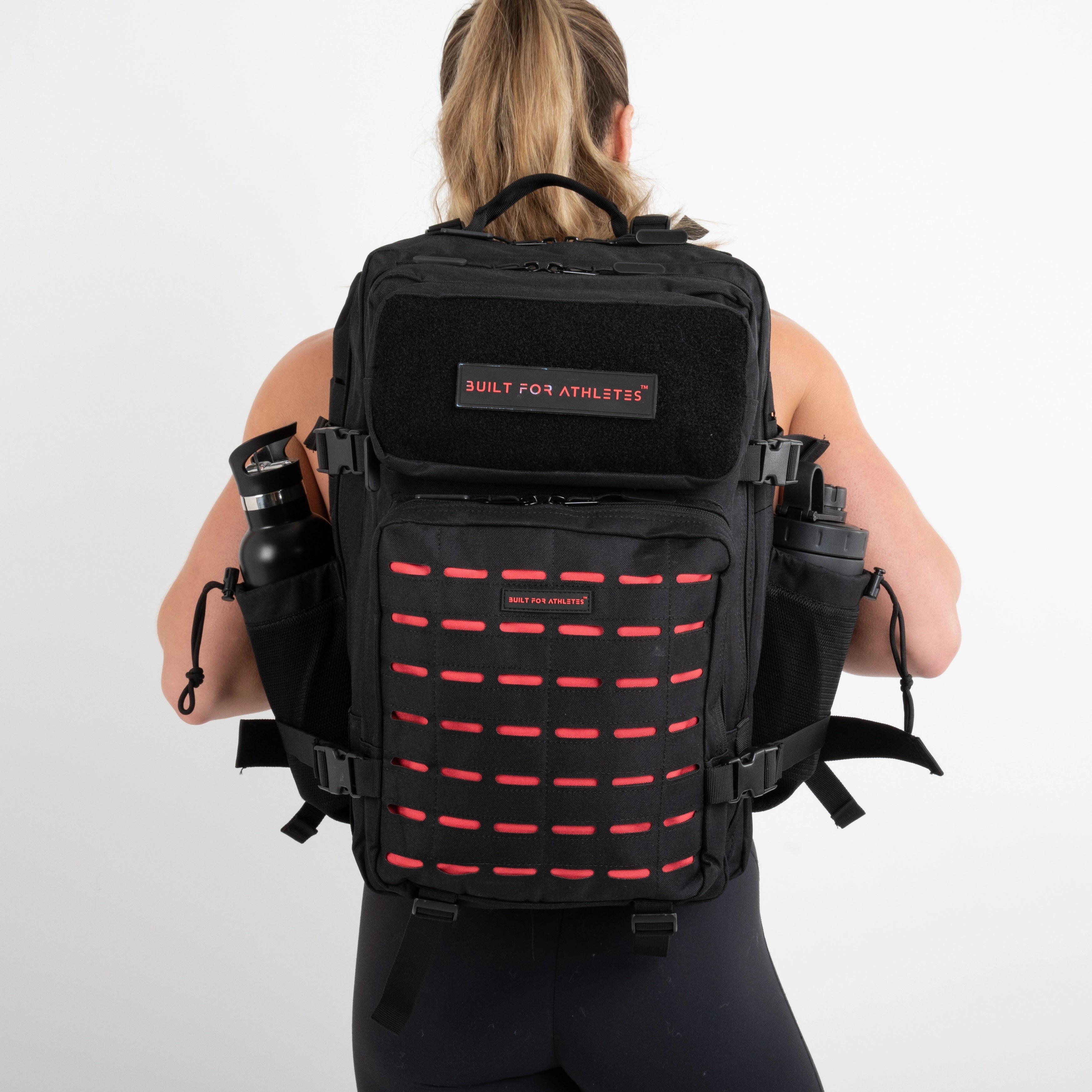 Built for Athletes Rucksäcke Large Black & Red Gym Backpacks