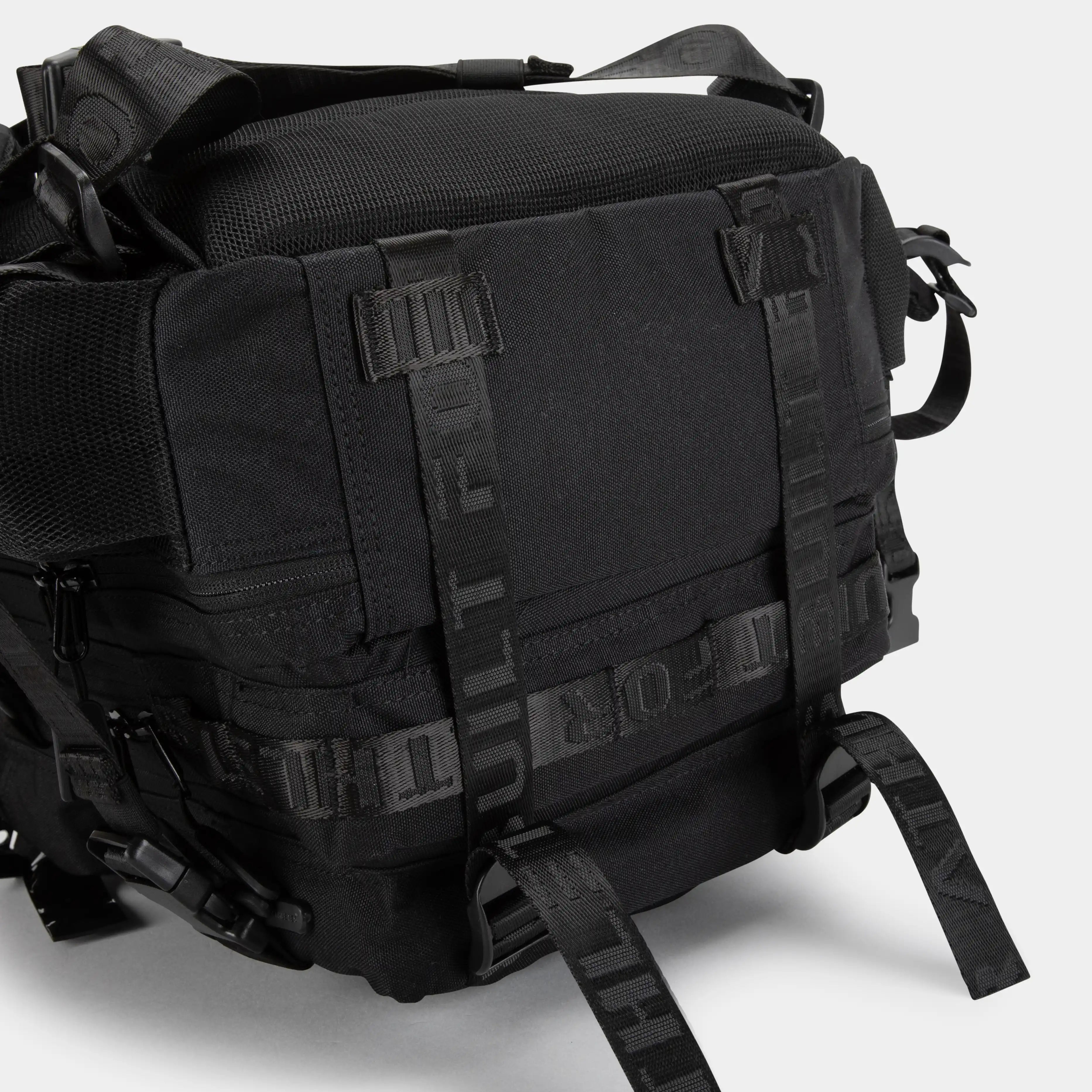 Built for Athletes Rucksäcke Small Black Gym Backpacks