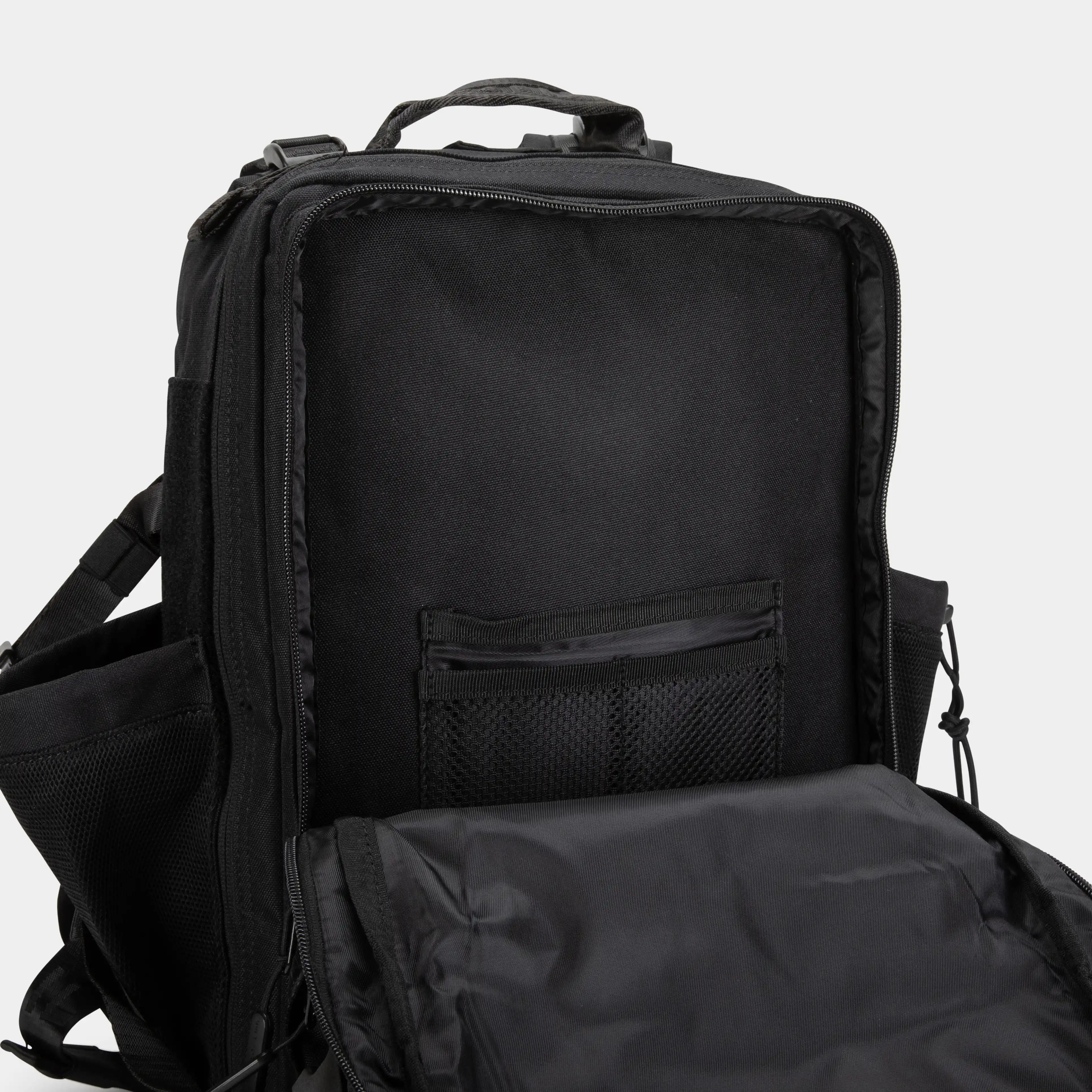 Built for Athletes Rucksäcke Small Black Gym Backpacks