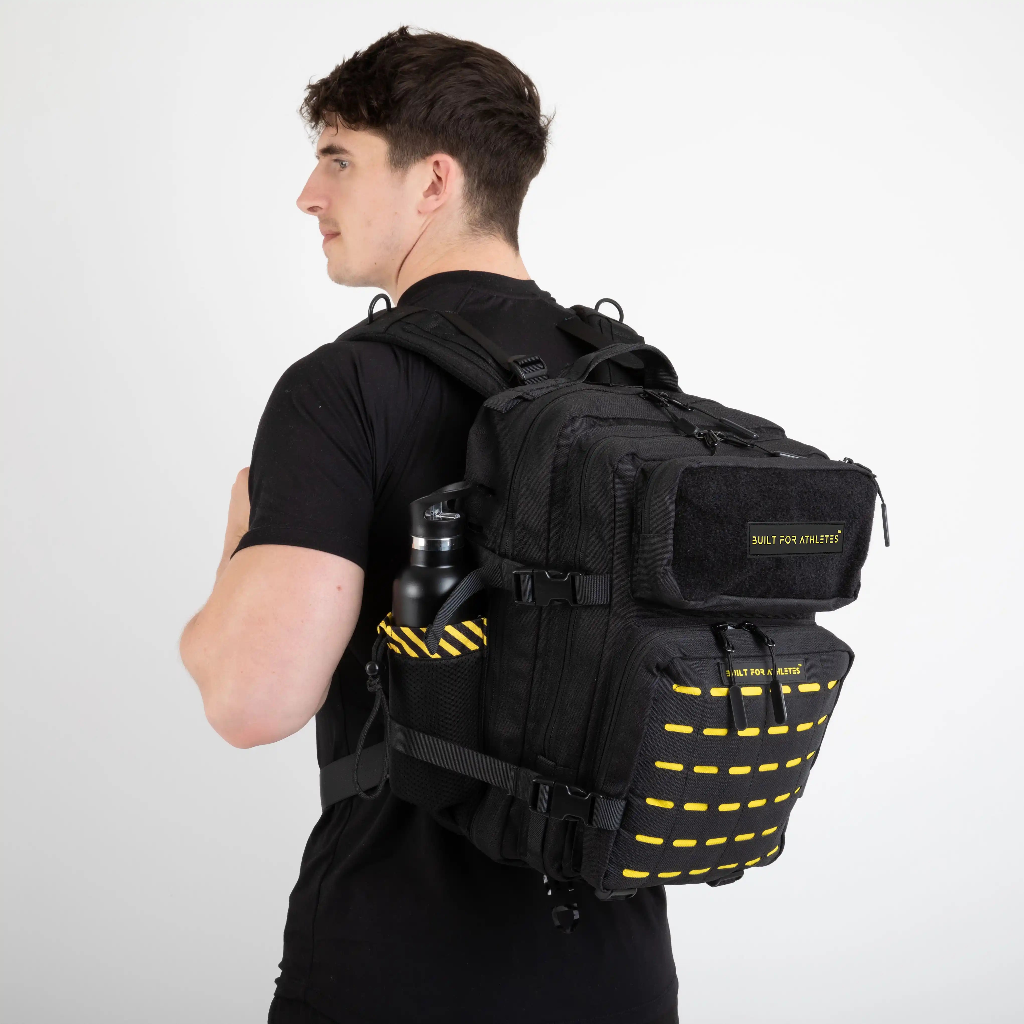 Built for Athletes Backpacks Sac à dos de sport moyen noir et jaune